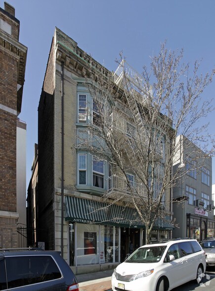 416 Bloomfield Ave, Montclair, NJ for lease - Building Photo - Image 1 of 9