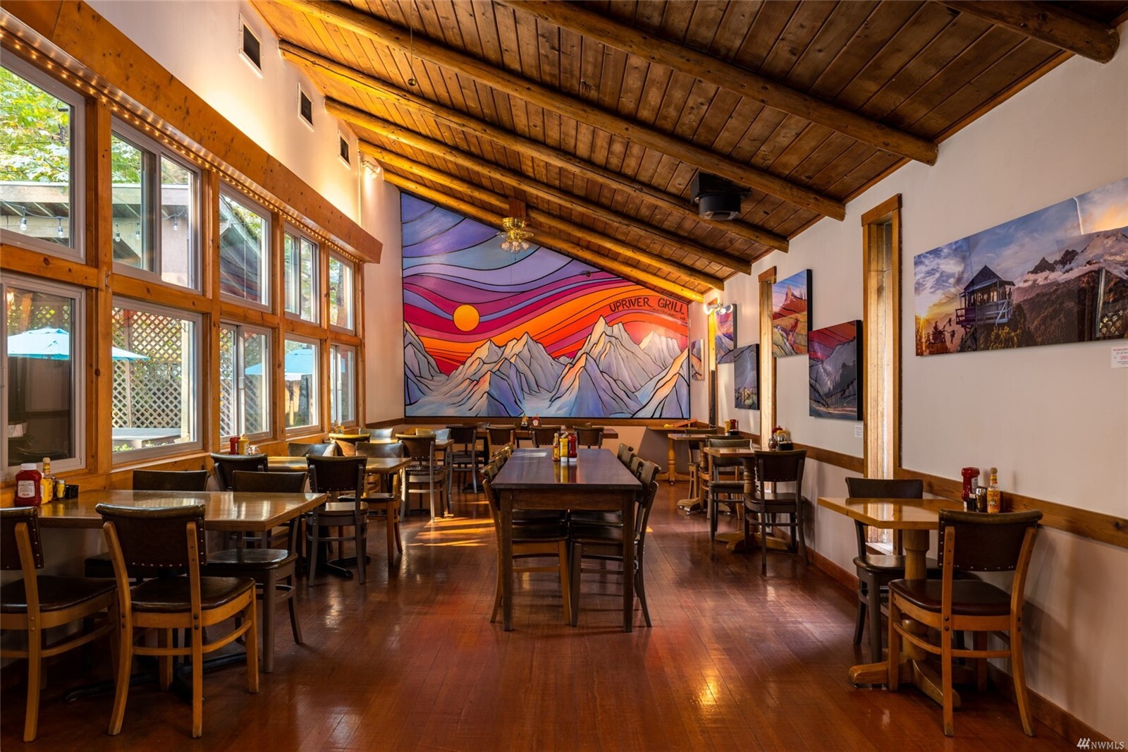 North Cascades Inn Upriver Grill And Tap Marblemount Wa For Sale