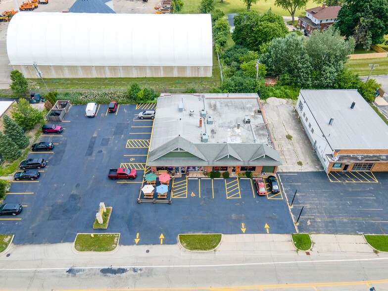 55 N Barron Blvd, Grayslake, IL for sale - Building Photo - Image 2 of 13