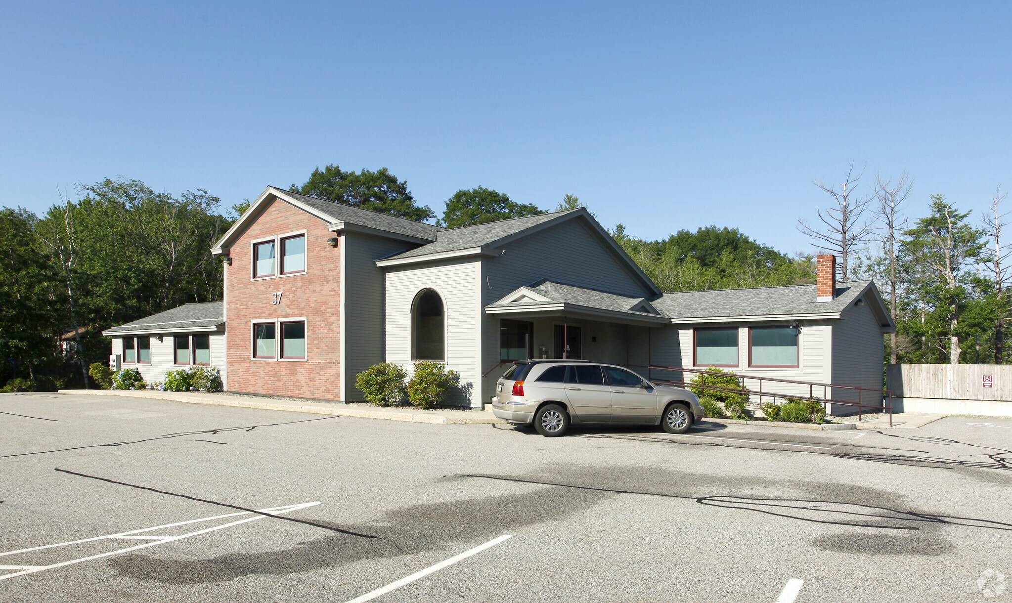 37 Harold L Dow Hwy, Kittery, ME for sale Primary Photo- Image 1 of 1