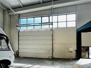 Industrial in Santa Oliva, Tarragona for lease Interior Photo- Image 1 of 2