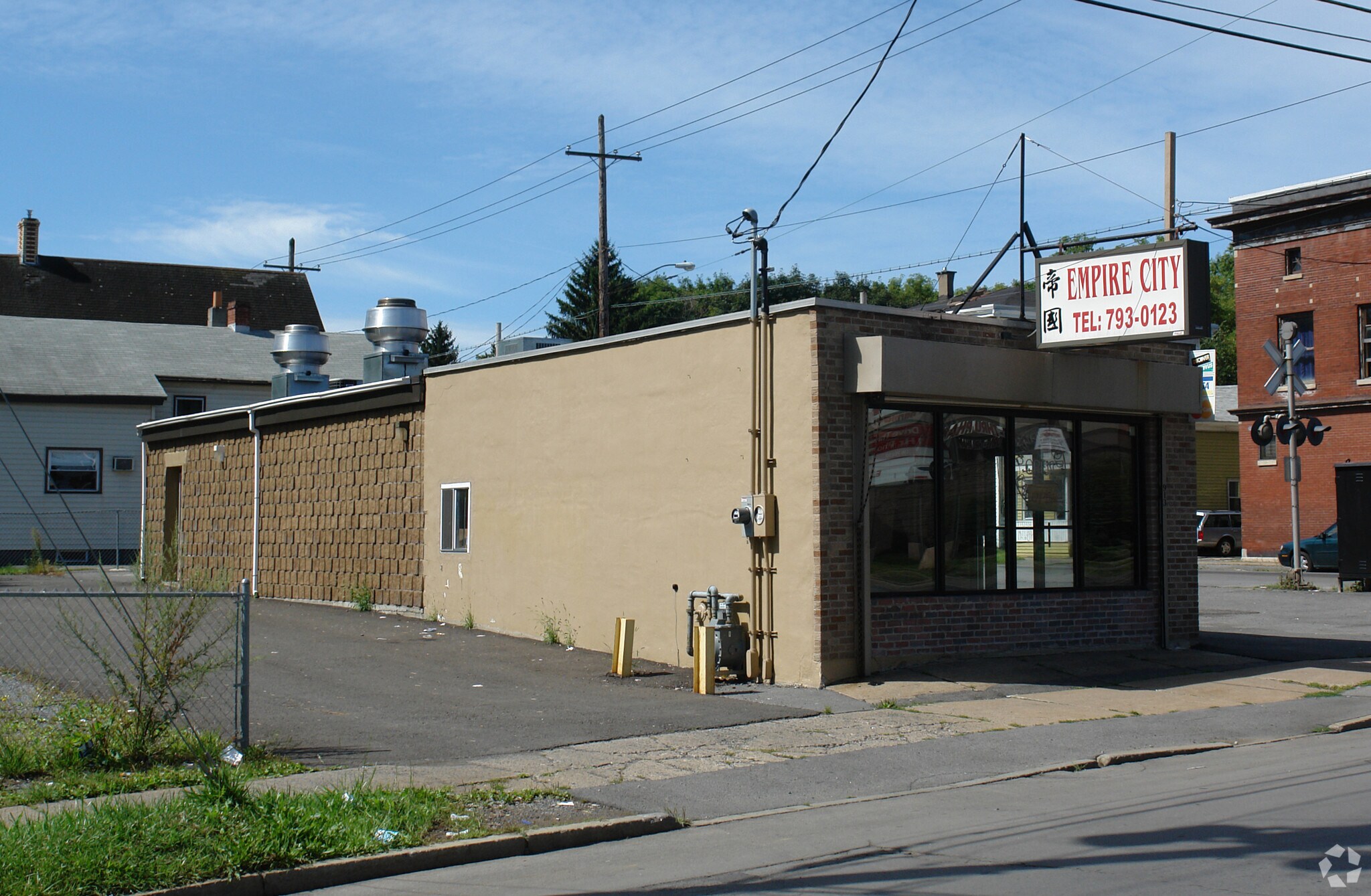 913 Court St, Utica, NY for sale Primary Photo- Image 1 of 1