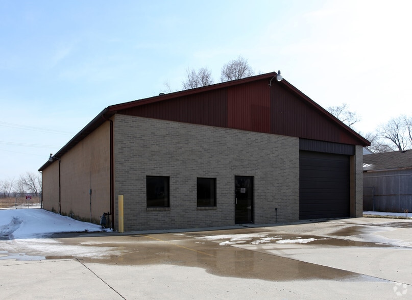2390 N Telegraph Rd, Monroe, MI for sale - Building Photo - Image 2 of 5