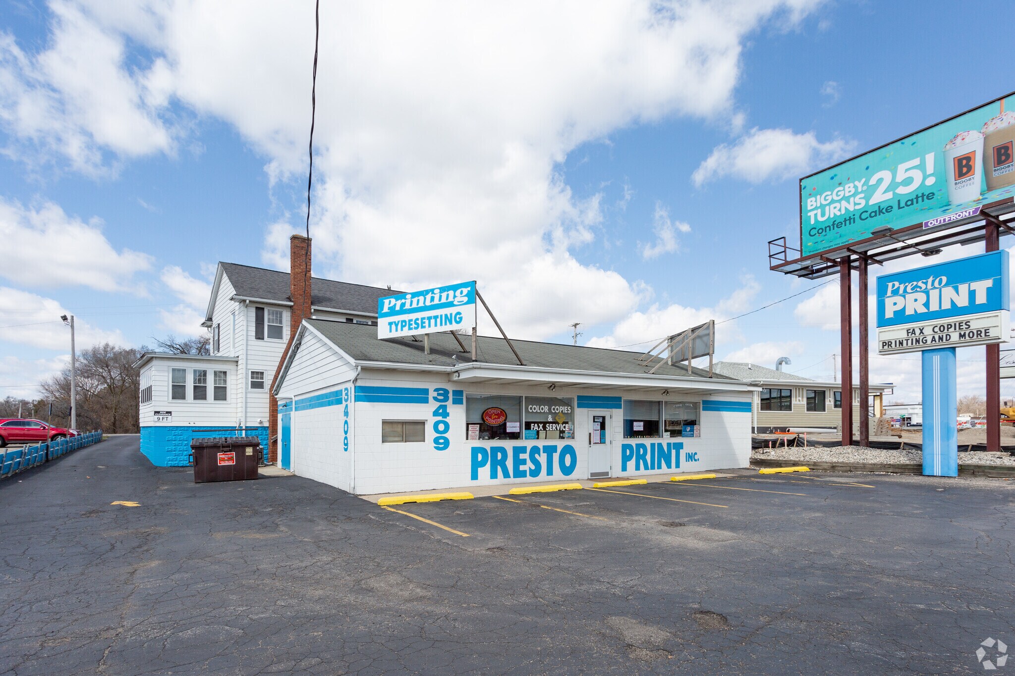 3409 Plainfield Ave NE, Grand Rapids, MI for sale Primary Photo- Image 1 of 1