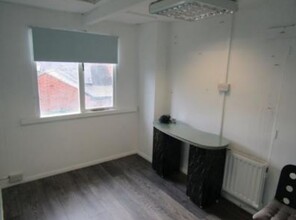 Union St, Newport Pagnell for lease Interior Photo- Image 2 of 3