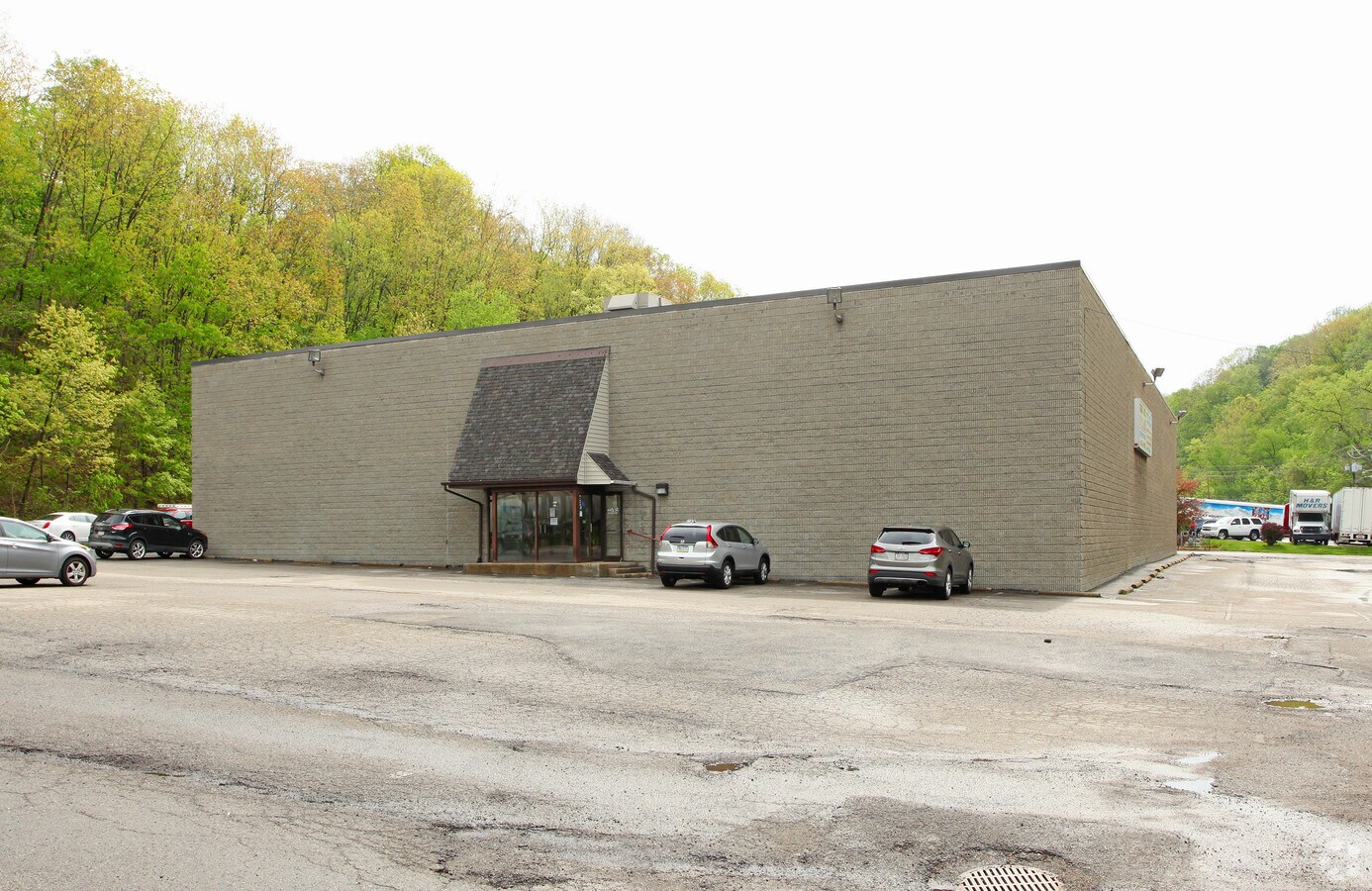 1341 Mclaughlin Run Rd, Pittsburgh, PA 15241