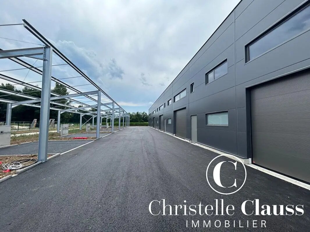 Retail in Horbourg-Wihr for lease Building Photo- Image 1 of 7