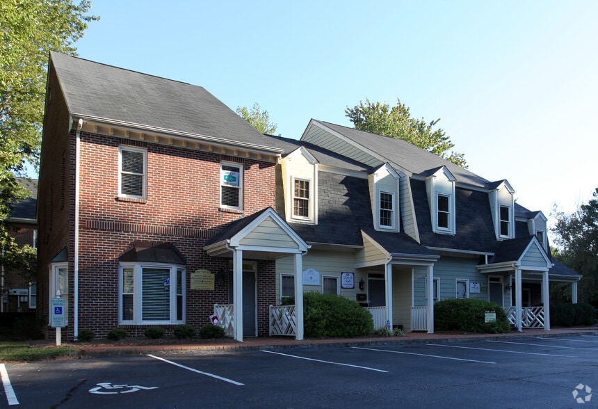 4002 Barrett Dr, Raleigh, NC for sale - Building Photo - Image 3 of 9