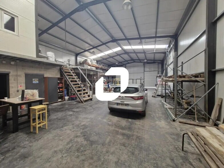 Flex in Gretz-Armainvilliers for sale - Interior Photo - Image 1 of 5