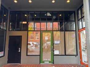 1230 NW Hoyt St, Portland, OR for lease Interior Photo- Image 2 of 23