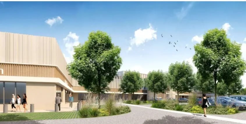 Retail in ENTRAIGUES-SUR-LA-SORGUE for lease - Building Photo - Image 1 of 4