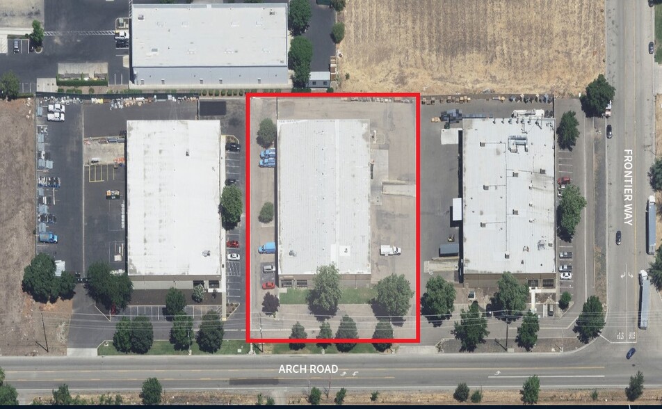 4025 E Arch Rd, Stockton, CA for lease - Aerial - Image 3 of 4