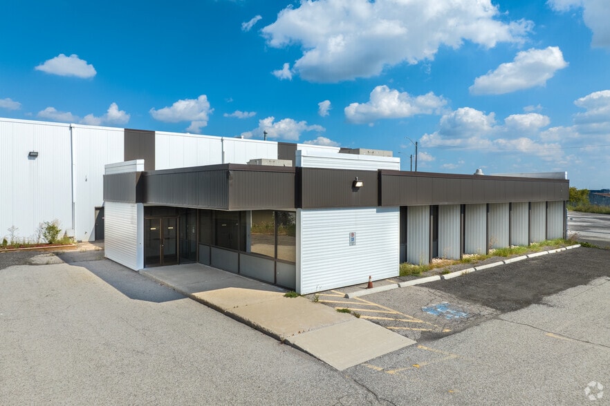 15 West Dr, Brampton, ON for sale - Building Photo - Image 1 of 1