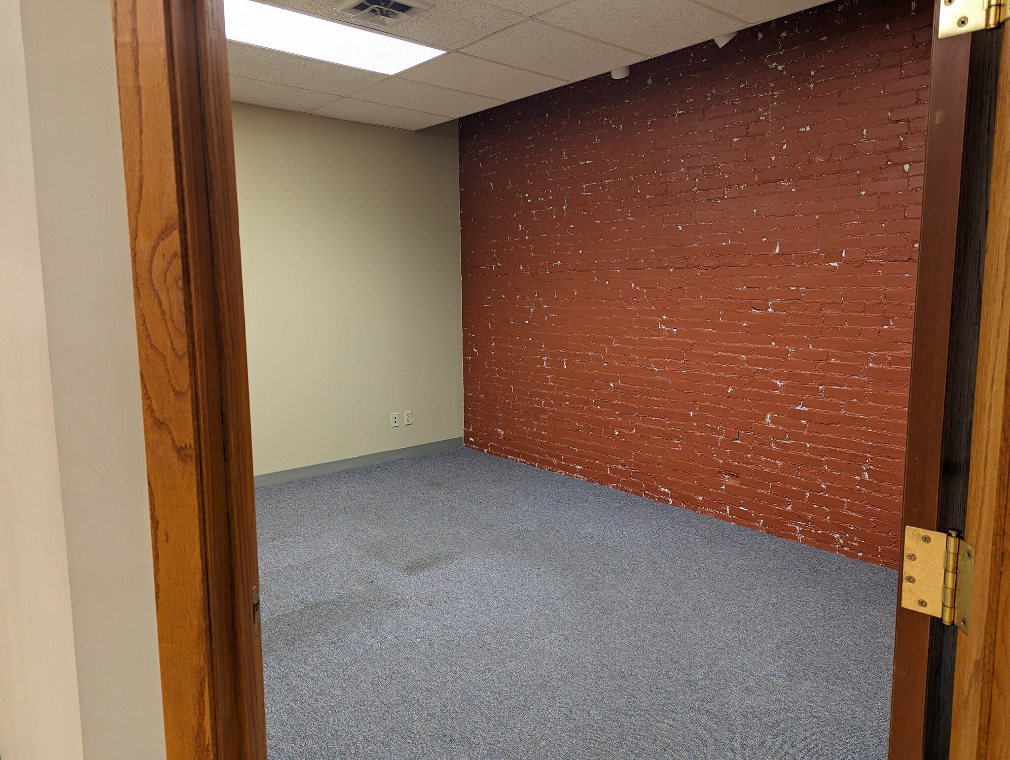 808 P St, Lincoln, NE for lease Interior Photo- Image 1 of 5