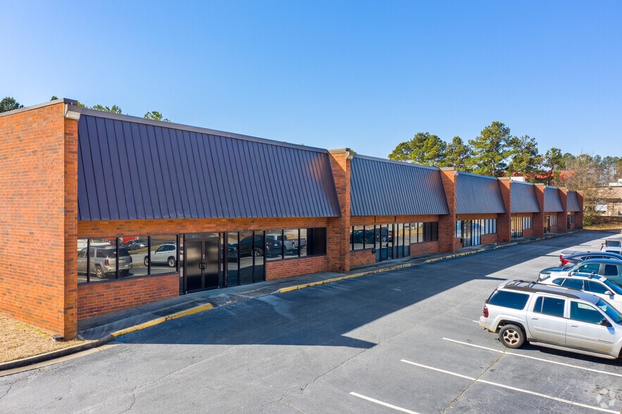 4690 Hammermill Rd, Tucker, GA for lease - Building Photo - Image 1 of 5