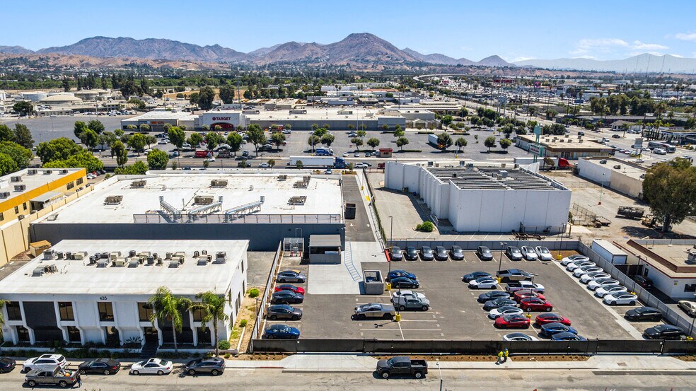 424 Orange Show Rd, San Bernardino, CA for sale - Building Photo - Image 2 of 3