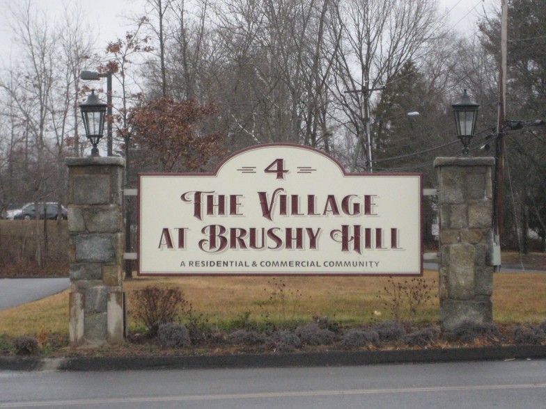 4 Brushy Plain Rd, Branford, CT for lease - Building Photo - Image 1 of 7