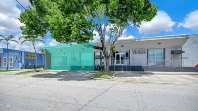 255-275 NE 59th St, Miami, FL for lease Building Photo- Image 2 of 5