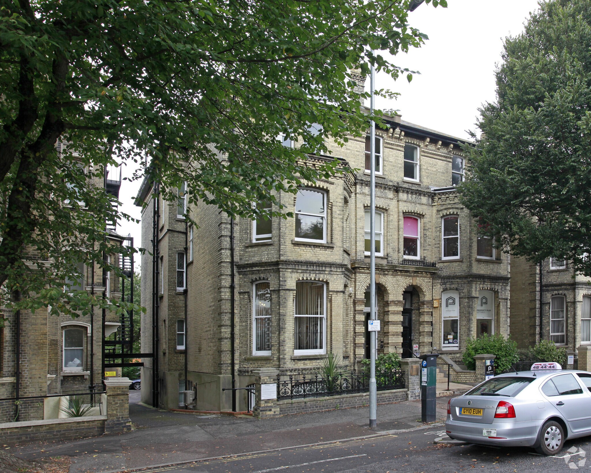 8 The Drive, Hove for sale Primary Photo- Image 1 of 1