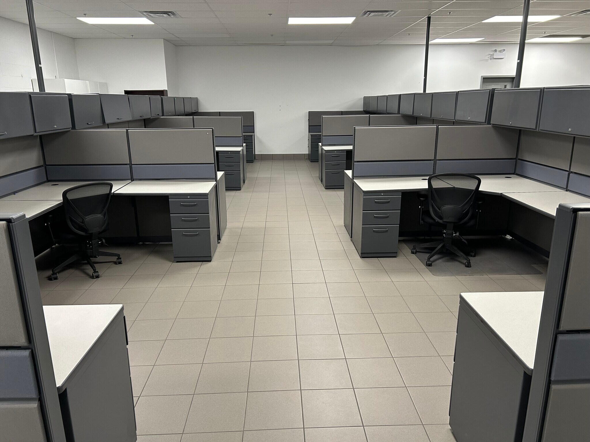 3090 Marentette Av, Windsor, ON for lease Interior Photo- Image 1 of 12