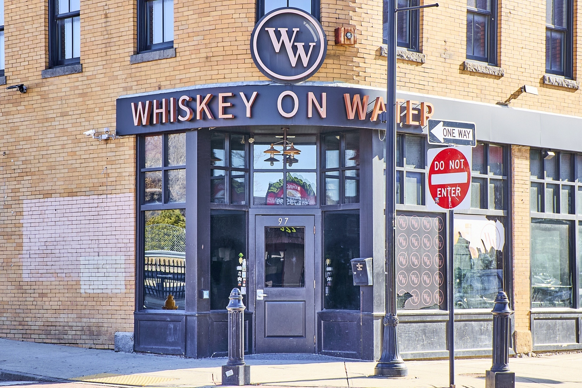 97-103 Water St, Worcester, MA for lease Interior Photo- Image 1 of 25