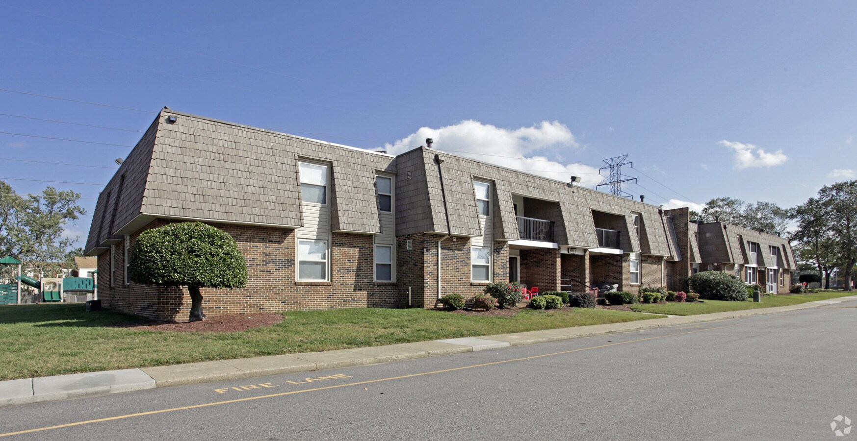 631 Lake Edward Dr Virginia Beach Va 23462 Loopnet Com