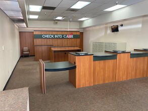 1583-1589 W El Camino Ave, Sacramento, CA for lease Interior Photo- Image 2 of 3