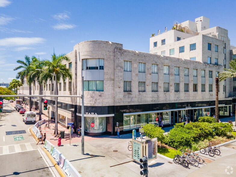 420 Lincoln Rd, Miami Beach, FL for lease - Building Photo - Image 1 of 70