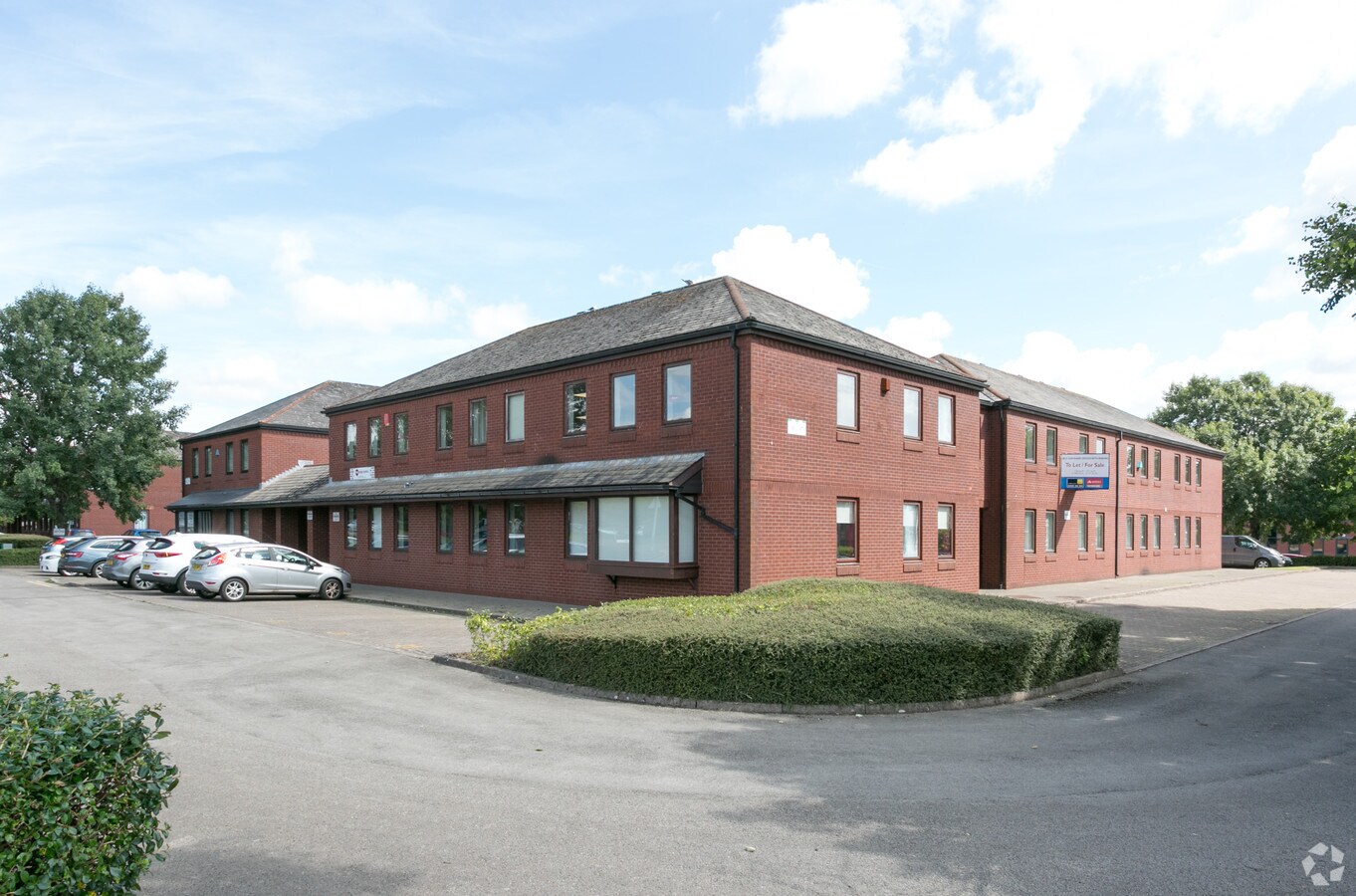 3137 Lambourne Crescent, Cardiff, VGL CF14 5GG