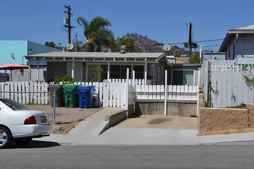 10014 Dolores St, Spring Valley, CA for sale - Primary Photo - Image 1 of 1