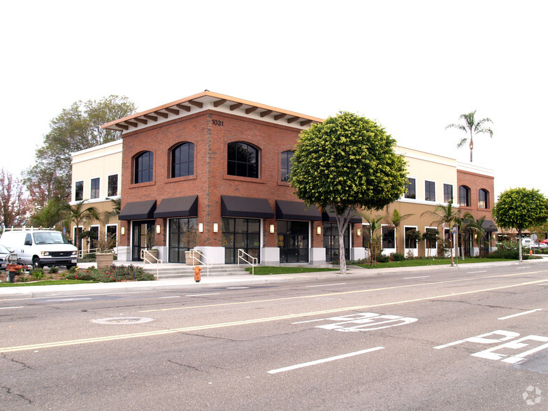 1031 W Chapman Ave, Orange, CA for lease - Building Photo - Image 2 of 5