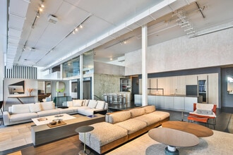 8800 Wilshire Blvd, Beverly Hills, CA for lease Building Photo- Image 1 of 5