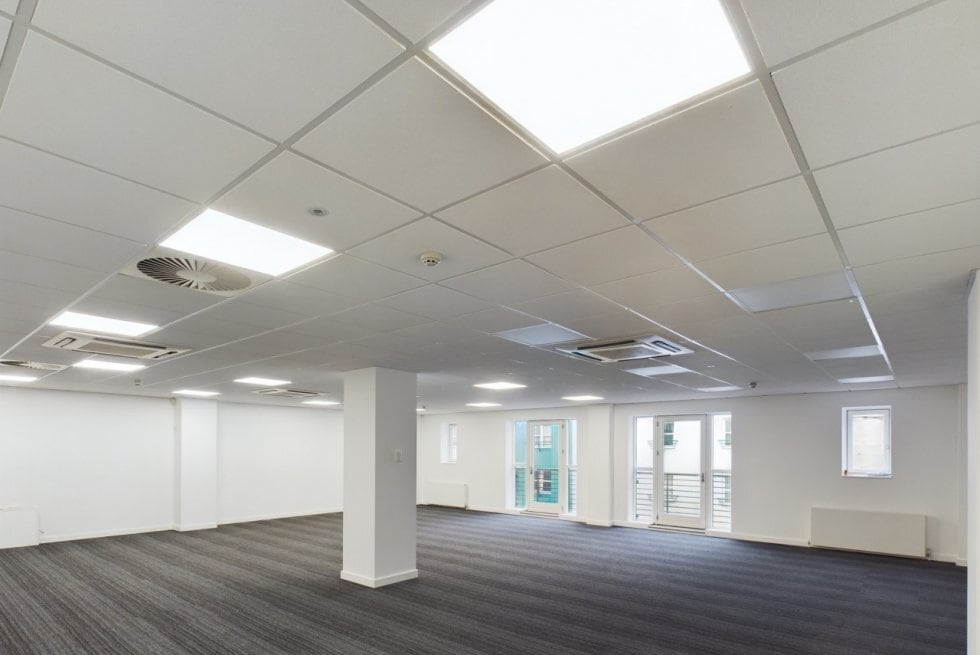 220 High St, Swansea for lease Interior Photo- Image 1 of 16