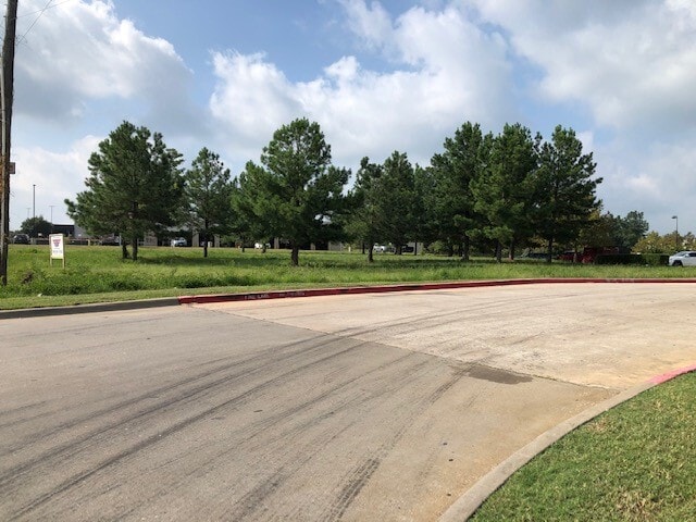 I-45 & Veterans Memorial Pky, Huntsville, TX for lease - Building Photo - Image 3 of 7