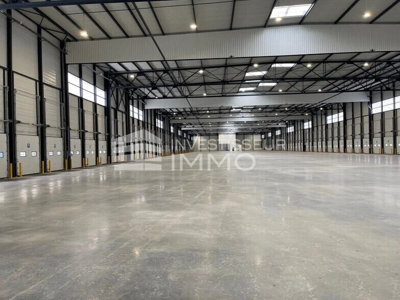 Industrial in Douai for lease - Interior Photo - Image 2 of 5