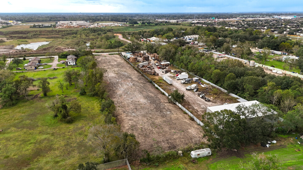 4415 Schurmier Rd, Houston, TX for sale - Building Photo - Image 3 of 9