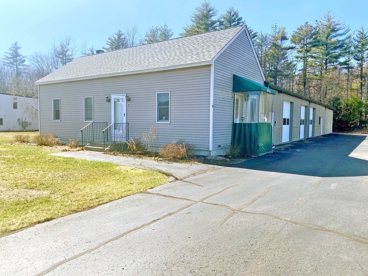 26 Commerce Way, Barrington, NH 03825