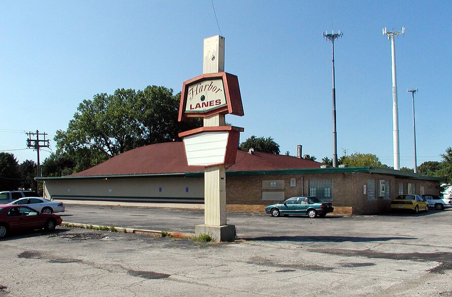 1646 Sheridan Rd, Zion, IL for sale - Primary Photo - Image 1 of 1