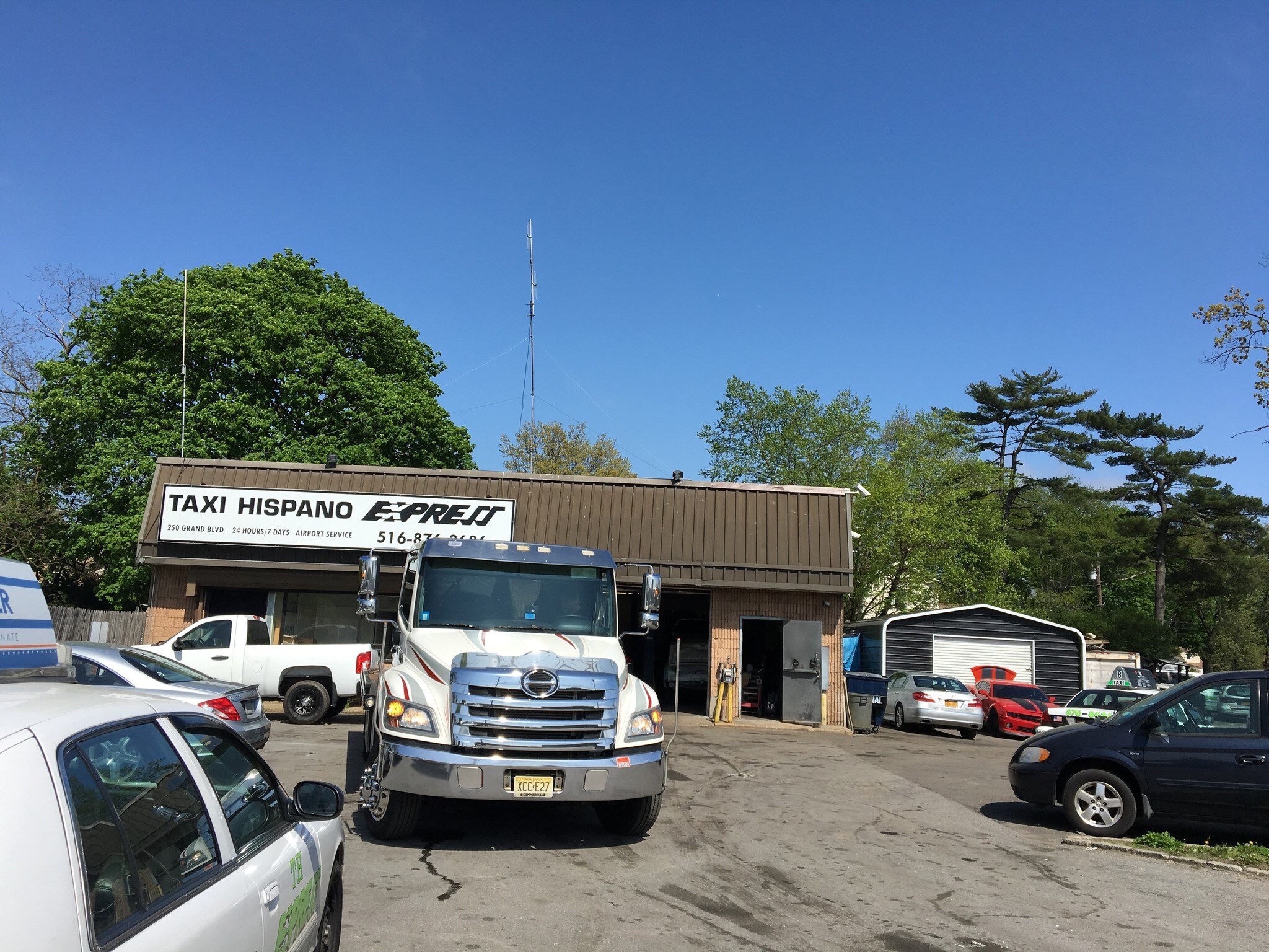 250 Grand Blvd, Westbury, NY for sale Building Photo- Image 1 of 1