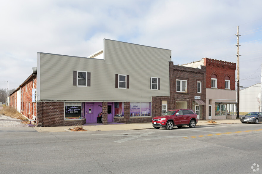 921-927 Story St, Boone, IA for lease - Primary Photo - Image 1 of 2