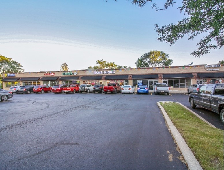 110 S Neltnor Blvd, West Chicago, IL for lease - Primary Photo - Image 1 of 7