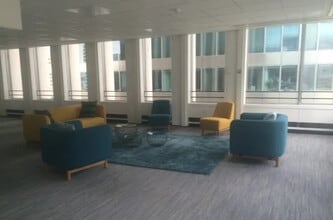 1 Place De La Pyramide, Puteaux for sale Interior Photo- Image 1 of 9