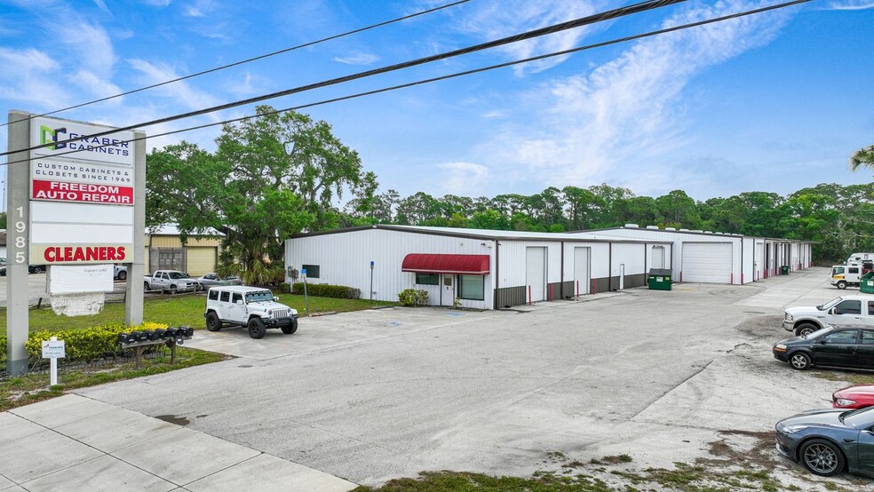 1985 Cattlemen Rd, Sarasota, FL for lease - Building Photo - Image 1 of 9