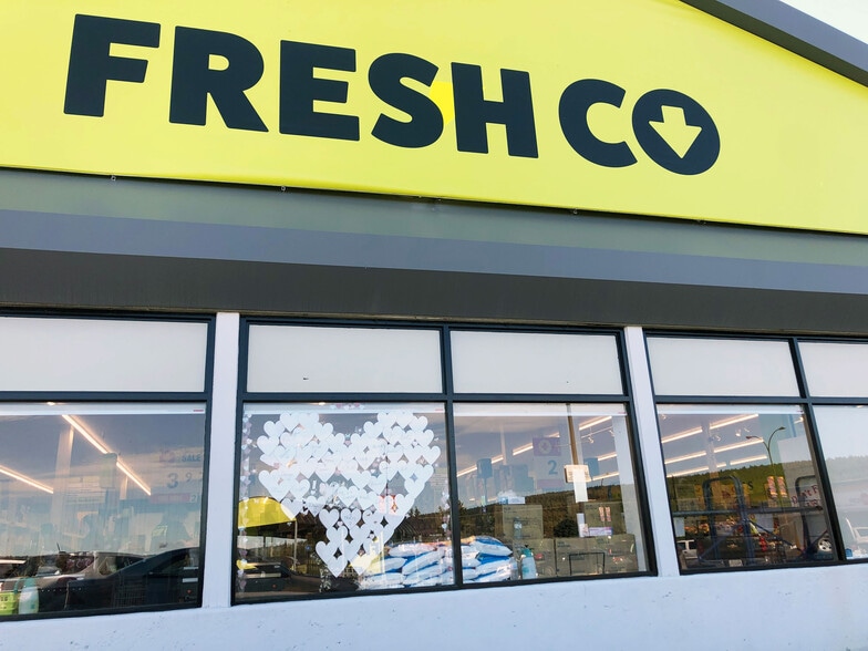 535 Cariboo Hwy, 100 Mile House, BC for sale - Building Photo - Image 3 of 13