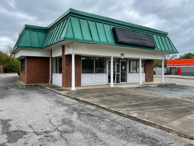 654 Bessemer Super, Birmingham, AL for sale Building Photo- Image 1 of 1