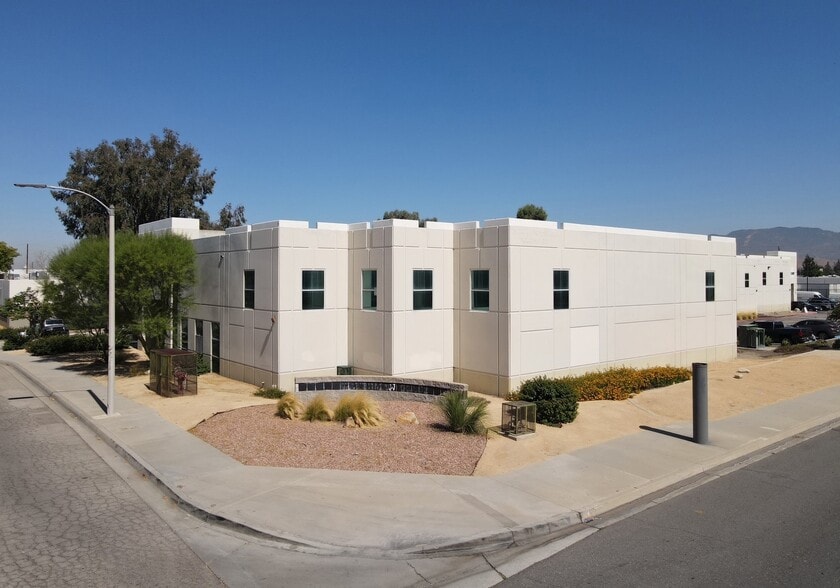 280 Drake Dr, San Bernardino, CA for sale - Building Photo - Image 1 of 6