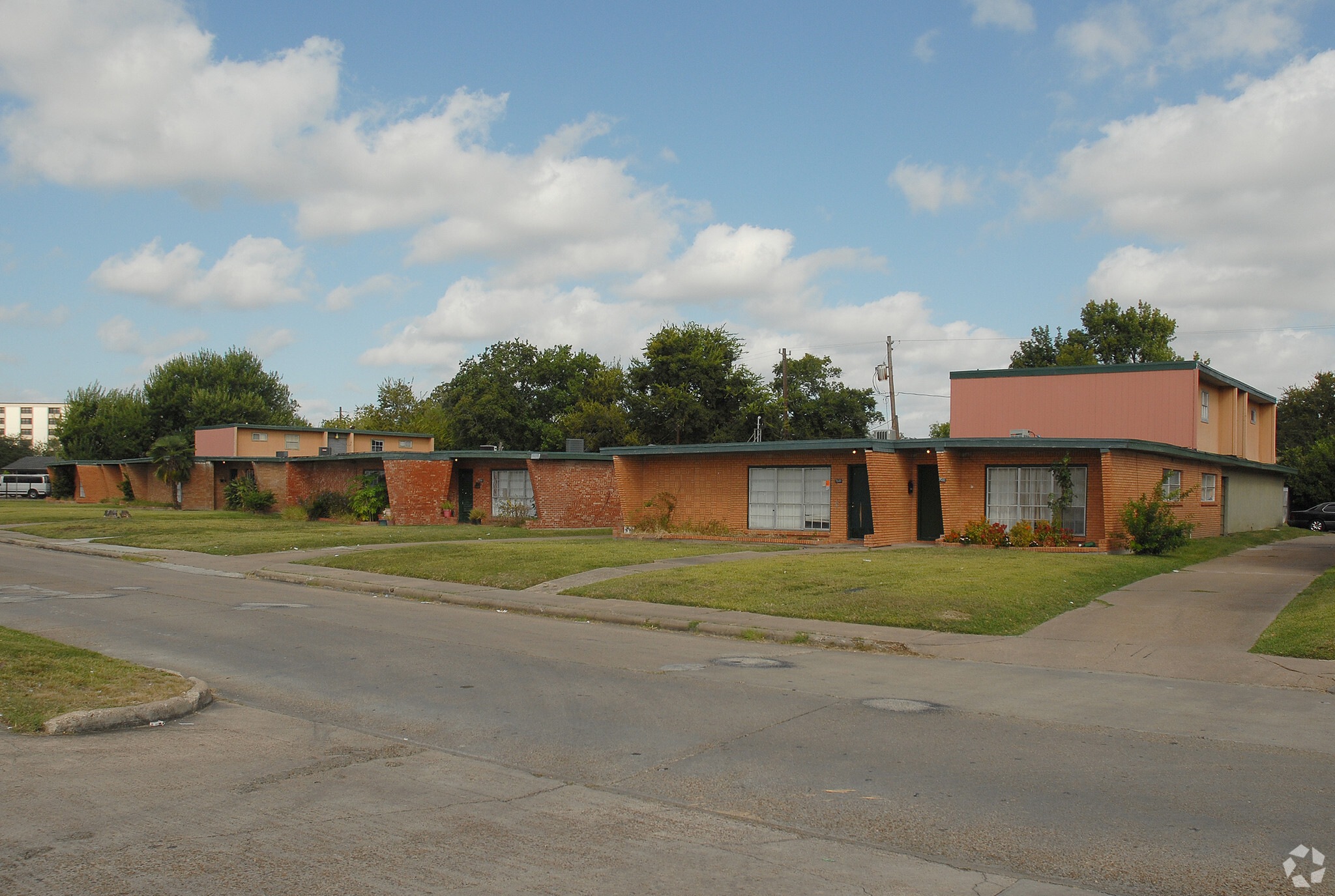 7525-7565 Westover St, Houston, TX for sale Primary Photo- Image 1 of 1