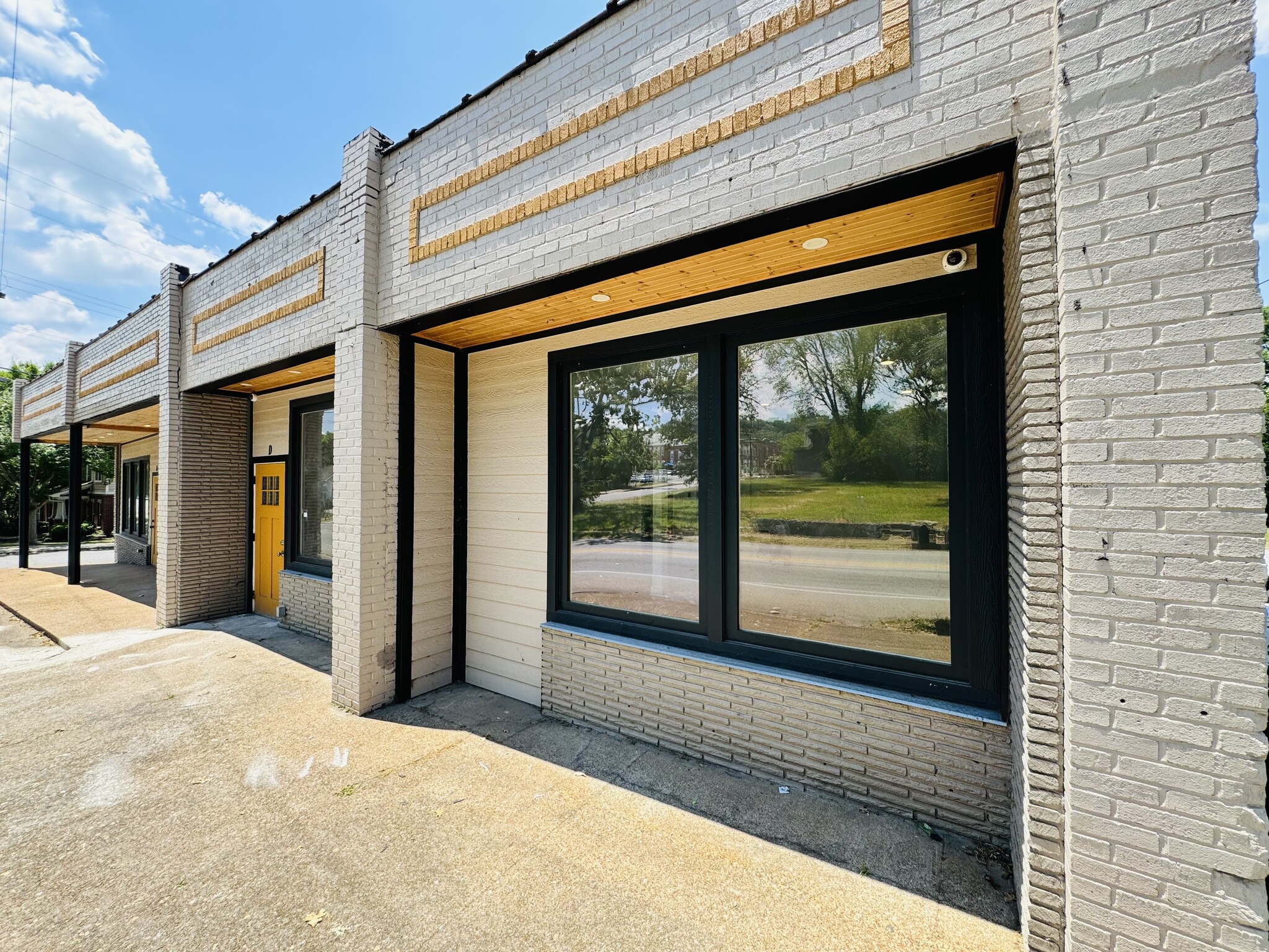 1701 Dodson Ave, Chattanooga, TN for lease Building Photo- Image 1 of 7