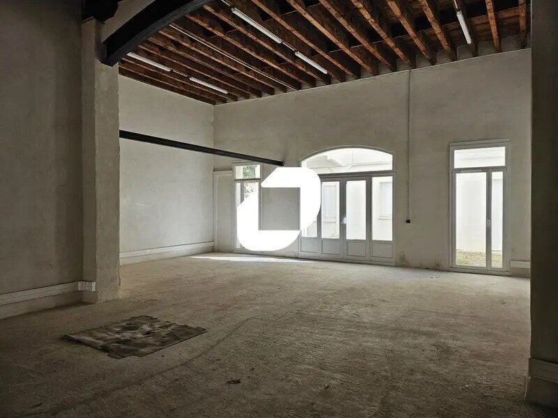 Retail in Montpellier for lease Interior Photo- Image 1 of 15