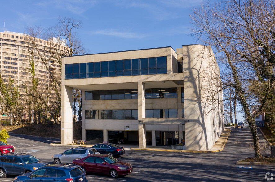 405 E Joppa Rd, Towson, MD for sale - Building Photo - Image 1 of 1